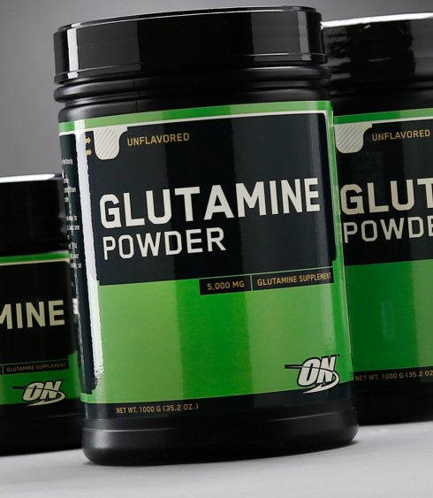 size_023046_on_glutamine_powder.jpg